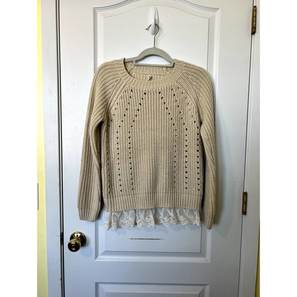 POL Sweaters - Pol Cable Knit Sweater with Lace Trim Size M